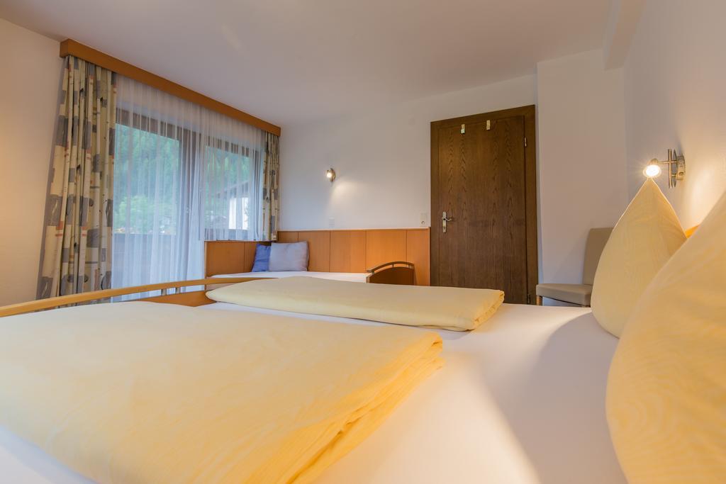 Pension Nigella Neustift im Stubaital Exterior foto